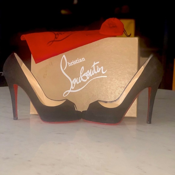 CHRISTIAN LOUBOUTIN Very Privè heels - Picture 6 of 13